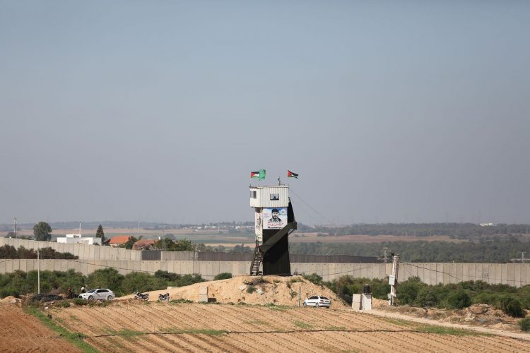 Hanas Tower Seen from Israel side of Gaza border photo by TPS