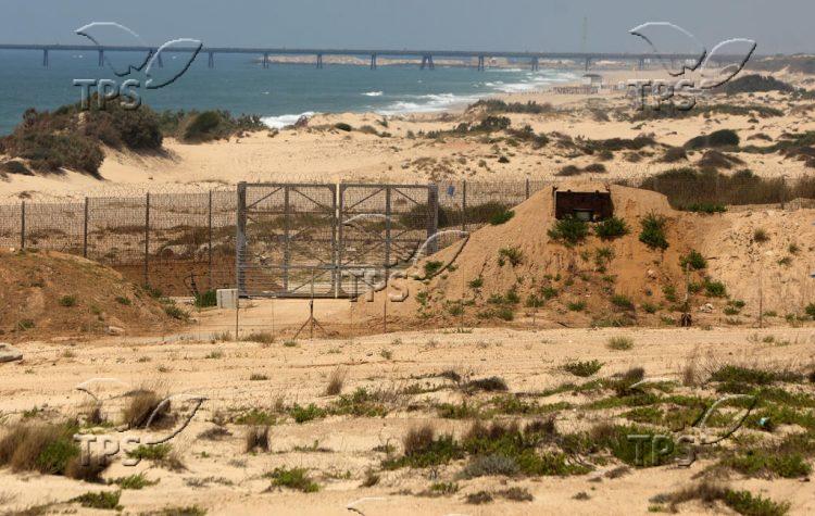 Israel seen from Gaza northern fence