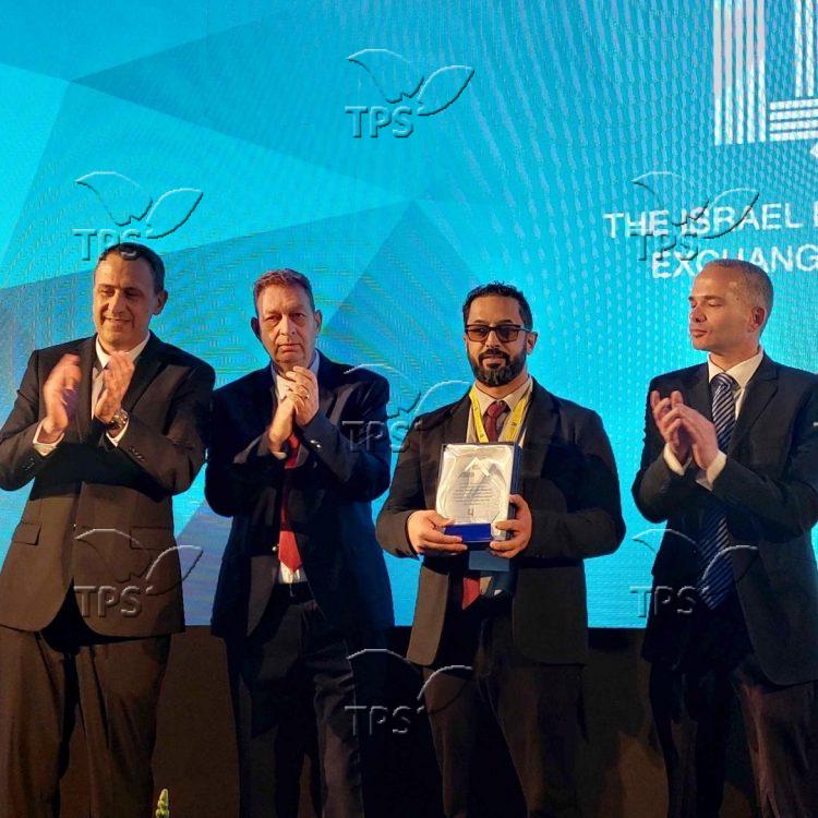 Ahmed Bin Sulayem receives award from Israel Diamond Exchange