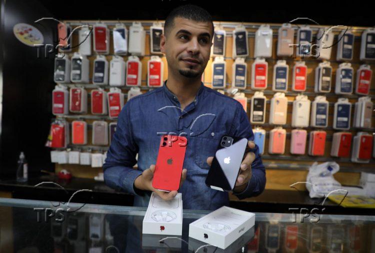 Cellular phone store in Gaza city