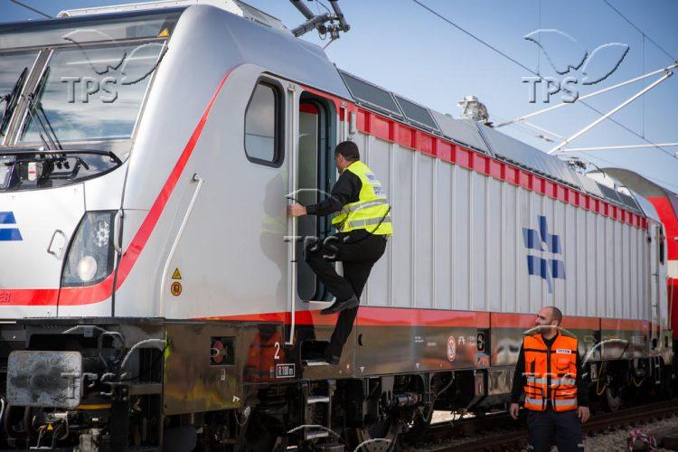 Final Stages of Jerusalem – Tel Aviv Electric Railway Fast Train