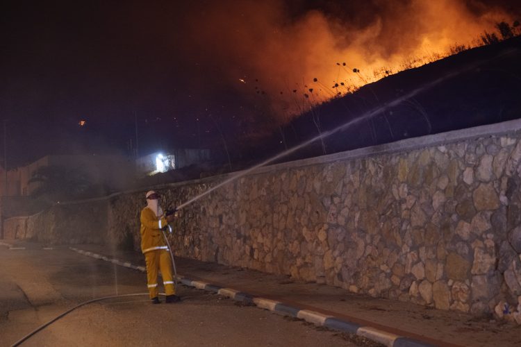 Huge fires in Kiryat Shmona following rocket barrages fired by Hezbollah
