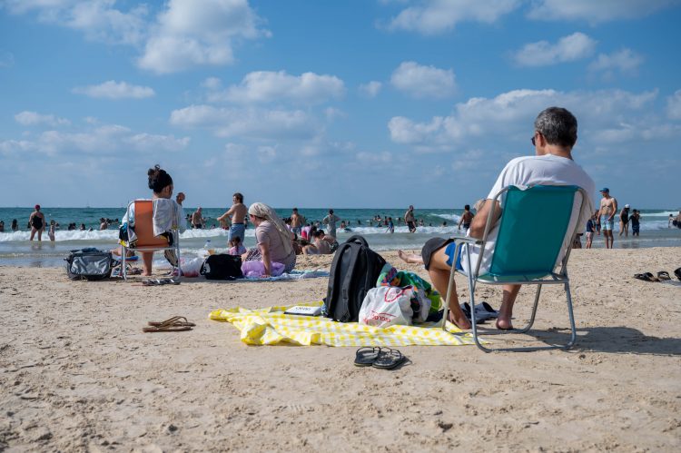 A hot summer day on Herzliyya beach